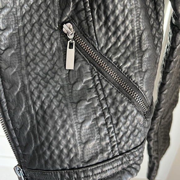 Blanc Noir black distressed look jacket - Picture 5 of 11